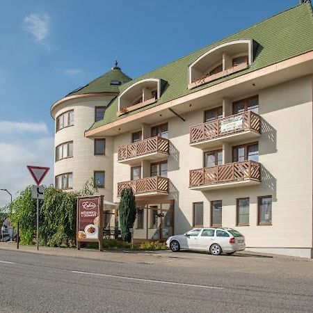Apartman Artemis Bešeňová Exteriér fotografie
